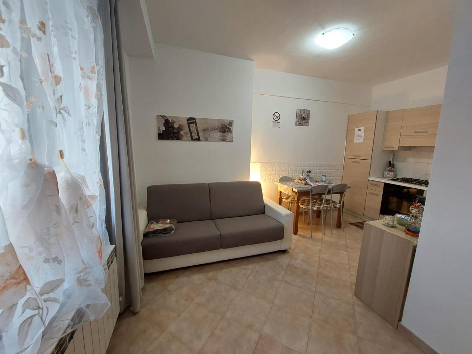 La Casa Di Alberto กาเมริโน ภายนอก รูปภาพ